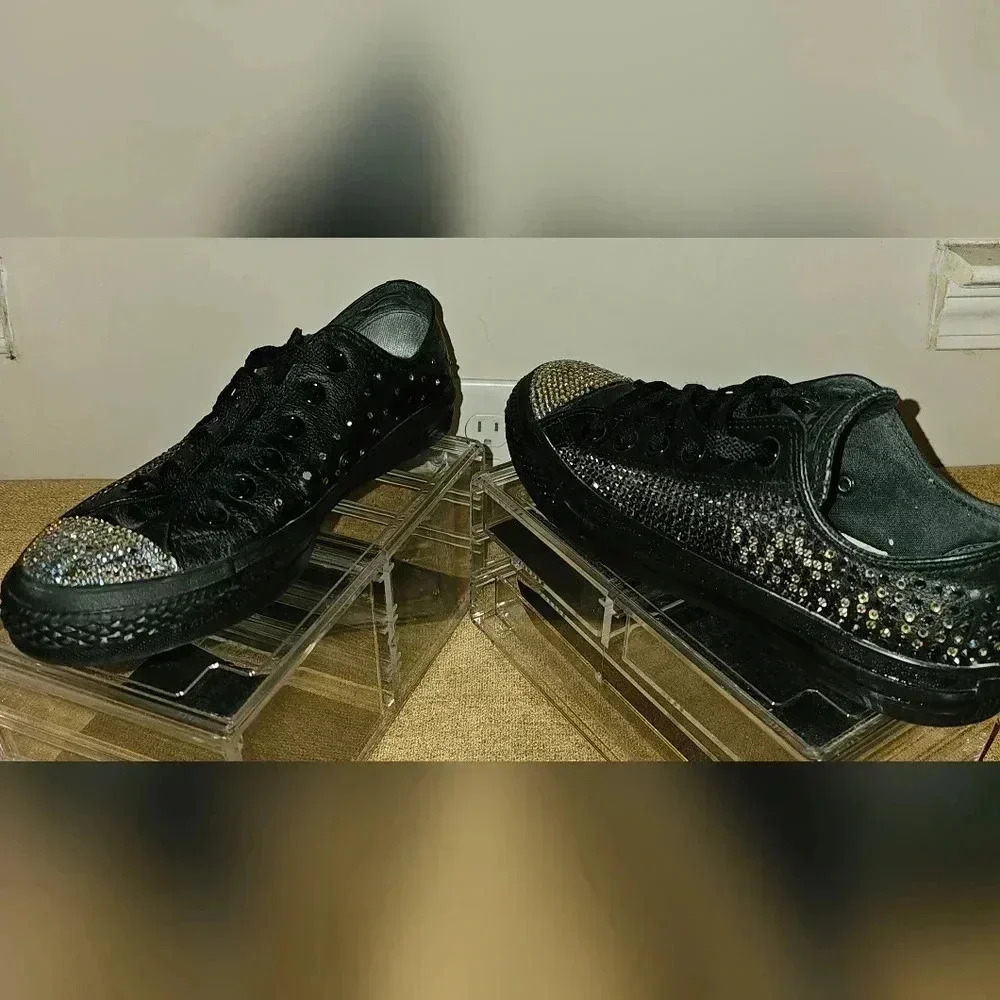 Rhinestones Converse Black size 8.5.